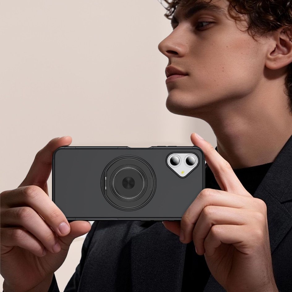 A05-SX-A0001 Samsung Galaxy A06 magnetic kickstand case lifestyle view